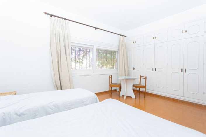 Image No.37-8 Bed Villa for sale