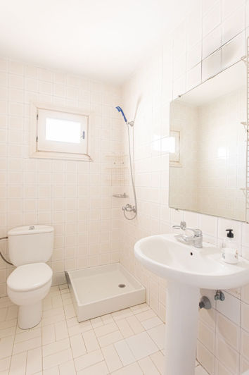 Image No.44-8 Bed Villa for sale