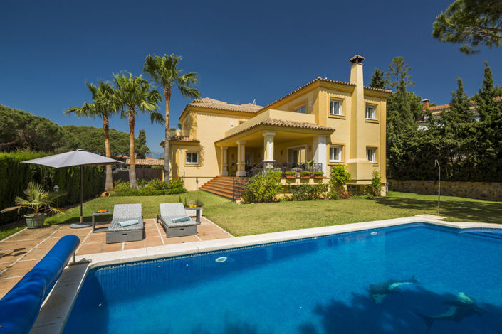 Image No.1-4 Bed Villa for sale