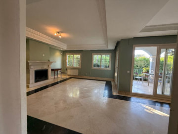 11-20939a0134ad724a8cb2a801094d15a4