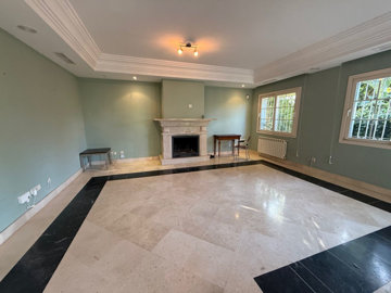 13-5fd73dea700db77384c091ca9818b1a9