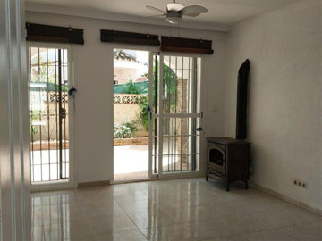 13-5fd73dea700db77384c091ca9818b1a9