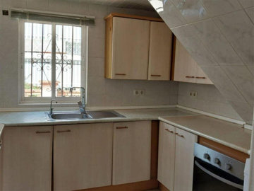 8-e64a9055bba3e77ac8aca3b893cdf826