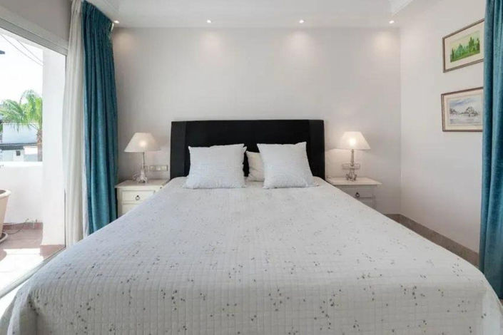 Image No.11-3 Bed Apartment for sale