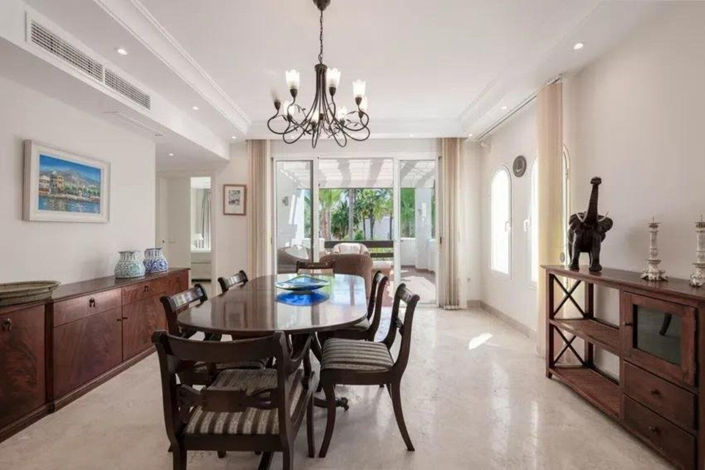 Image No.3-3 Bed Apartment for sale