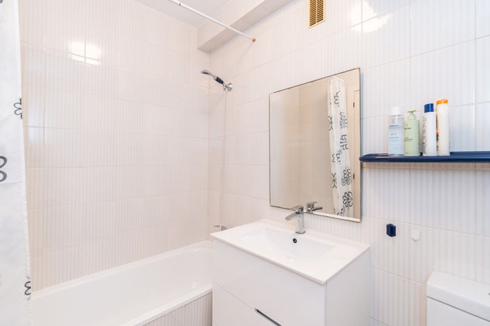 Image No.13-2 Bed Apartment for sale