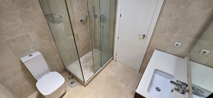 Image No.12-3 Bed Townhouse for sale