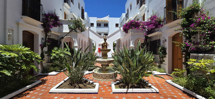 Image No.6-3 Bed Townhouse for sale