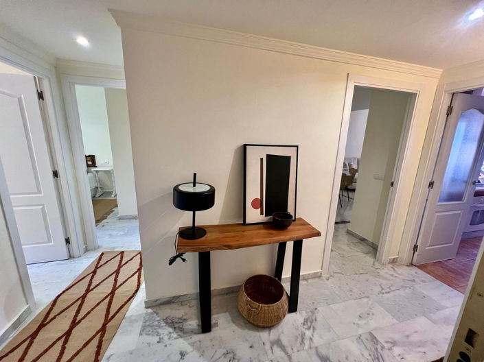 Image No.12-3 Bed Apartment for sale