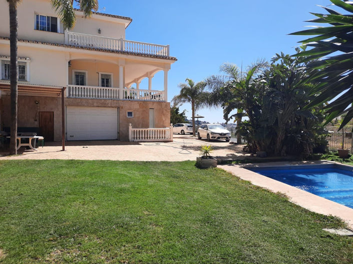 Image No.3-5 Bed Villa for sale