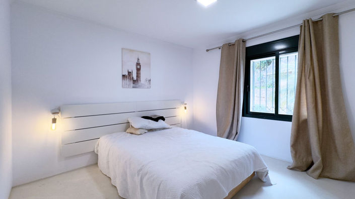 Image No.13-2 Bed Apartment for sale