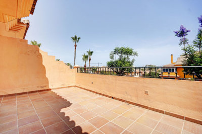 9-467d0cee5b725f3ef65f102a0c2e69c0