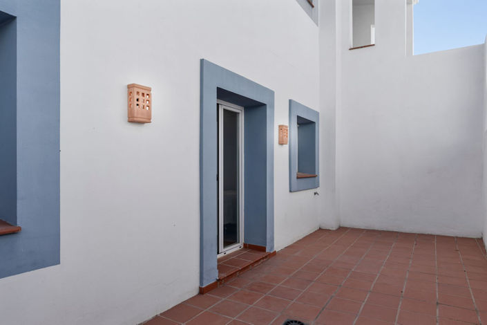 Image No.14-3 Bed Apartment for sale