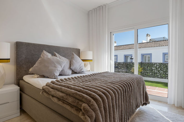 Image No.19-3 Bed Apartment for sale