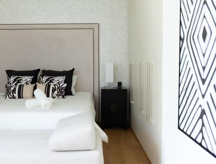 Image No.21-2 Bed Townhouse for sale