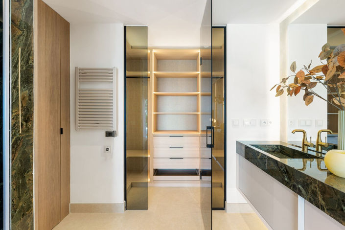 Image No.14-3 Bed Apartment for sale