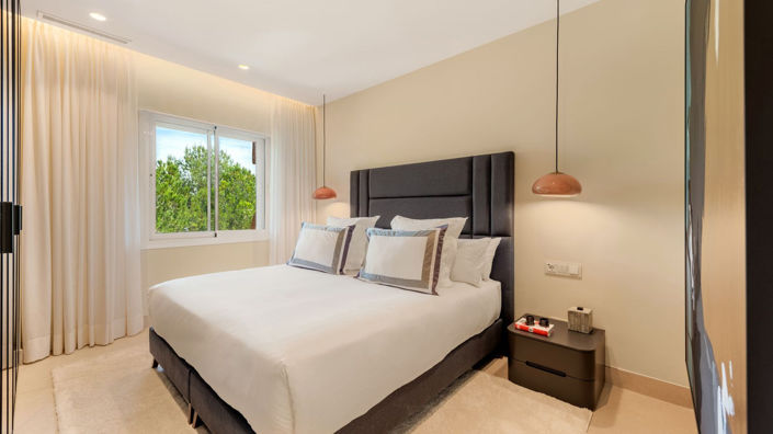 Image No.21-3 Bed Apartment for sale