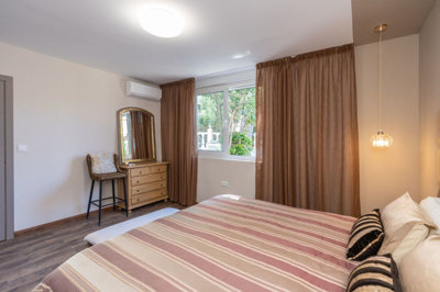 11-20939a0134ad724a8cb2a801094d15a4