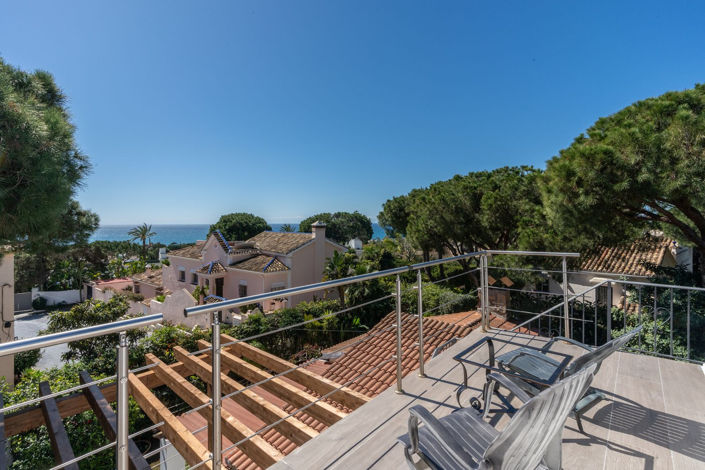 Image No.2-4 Bed Villa for sale