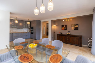 8-e64a9055bba3e77ac8aca3b893cdf826