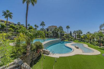 15-11d12f2f454f2f5e9b981fdd8b901d51