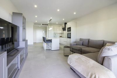 9-467d0cee5b725f3ef65f102a0c2e69c0