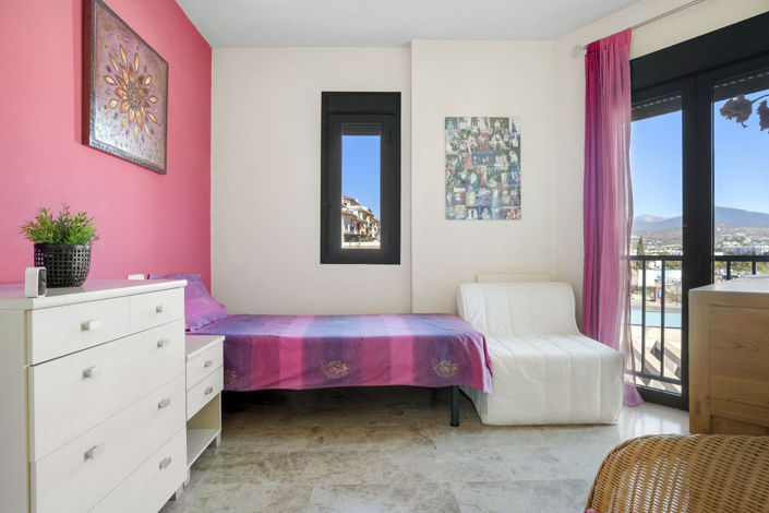 Image No.19-3 Bed Apartment for sale