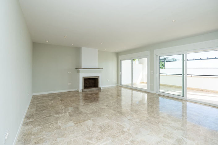 Image No.4-3 Bed Duplex for sale