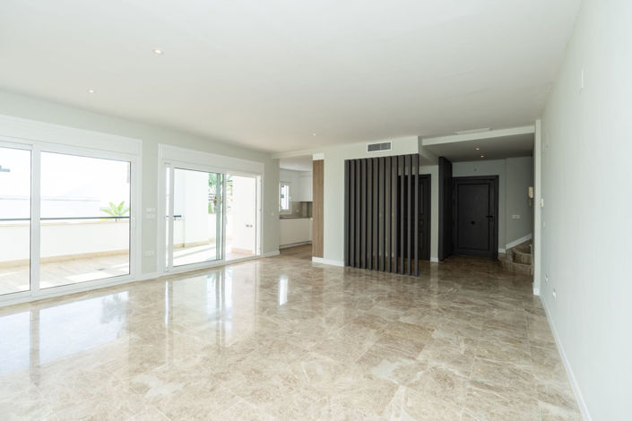 Image No.9-3 Bed Duplex for sale