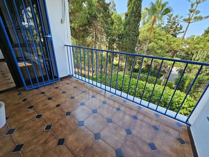 Image No.41-3 Bed Townhouse for sale