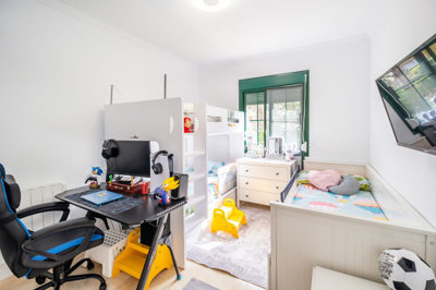 13-5fd73dea700db77384c091ca9818b1a9