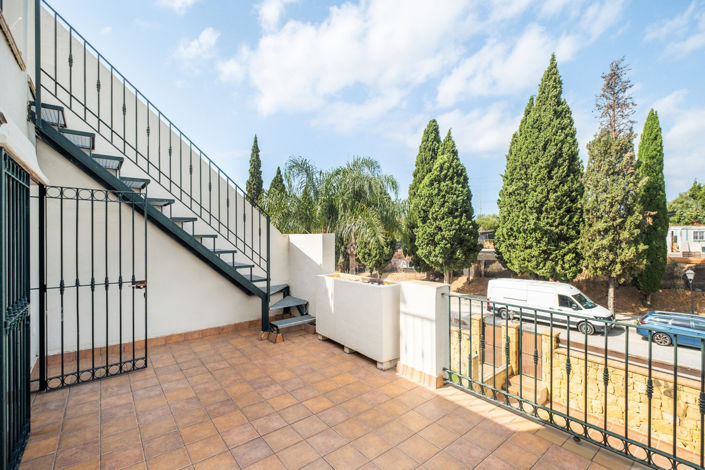 Image No.16-3 Bed Townhouse for sale