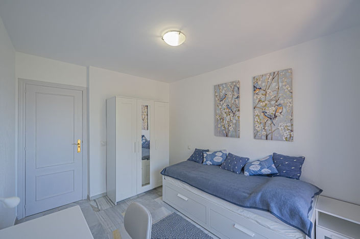 Image No.17-3 Bed Townhouse for sale