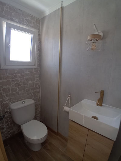 Image No.6-2 Bed Townhouse for sale