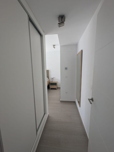 Image No.18-3 Bed House for sale