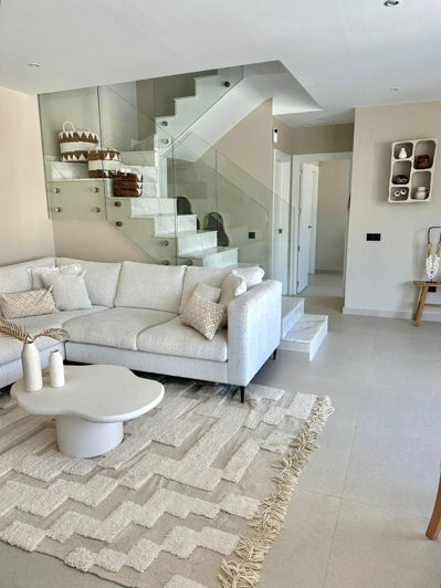 Image No.6-5 Bed Villa for sale