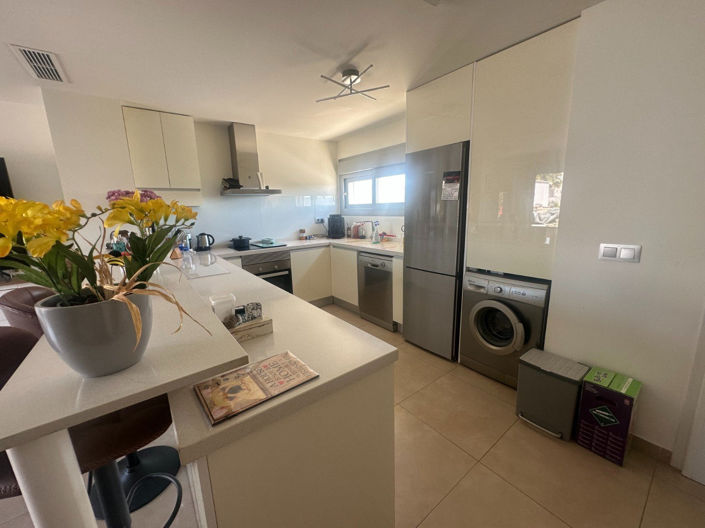 Image No.14-2 Bed Apartment for sale