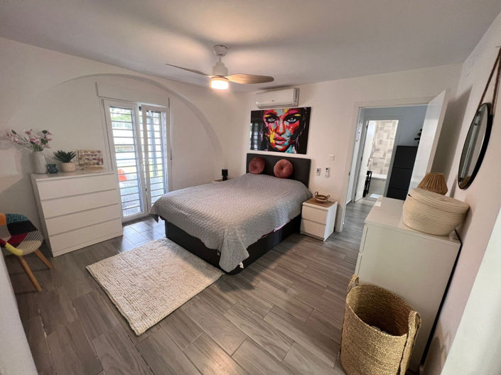 Image No.17-3 Bed Villa for sale