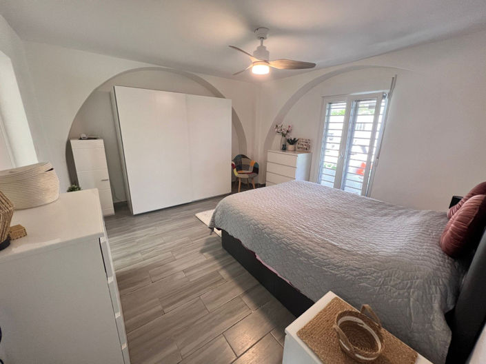 Image No.18-3 Bed Villa for sale