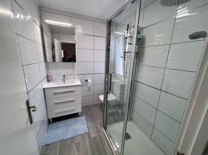 Image No.20-3 Bed Villa for sale