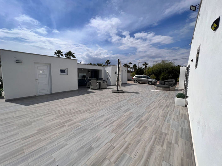 Image No.8-3 Bed Villa for sale