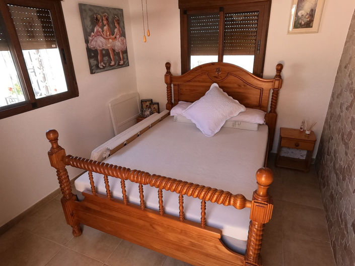 Image No.40-5 Bed Villa for sale