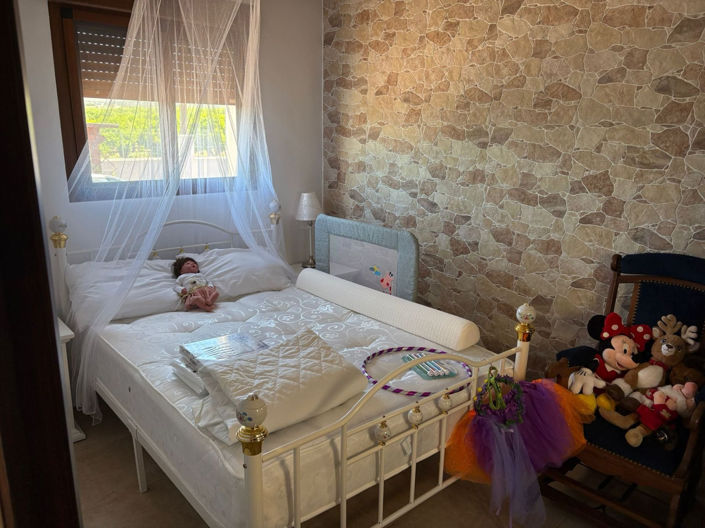 Image No.8-5 Bed Villa for sale