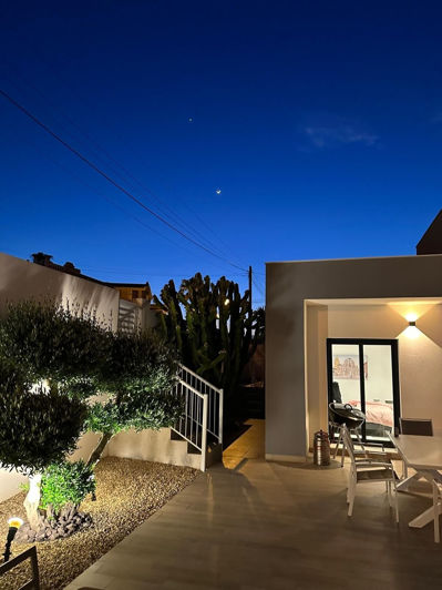 Image No.22-2 Bed Villa for sale