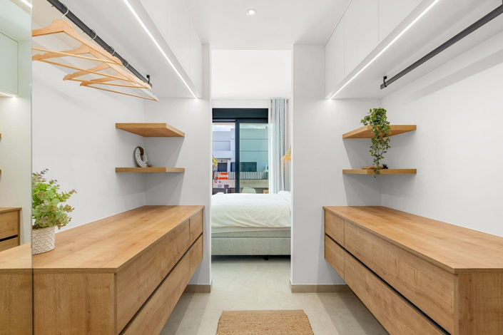 Image No.47-3 Bed Townhouse for sale