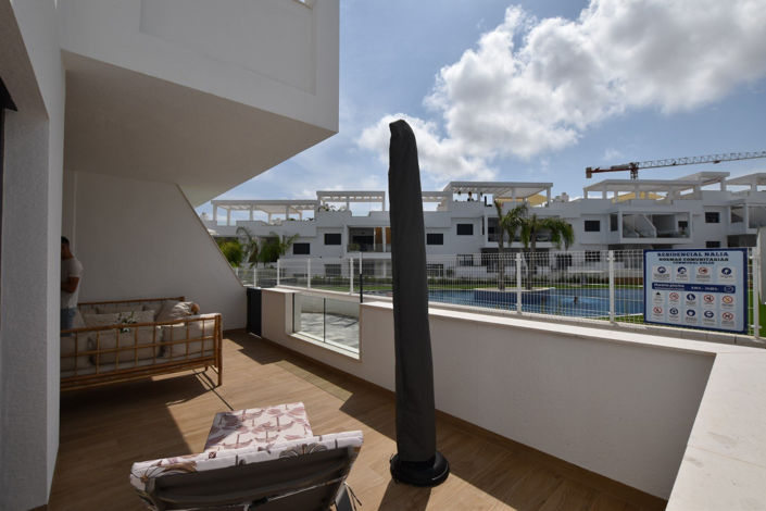 Image No.37-2 Bed Apartment for sale