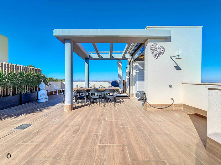 Image No.23-3 Bed Apartment for sale