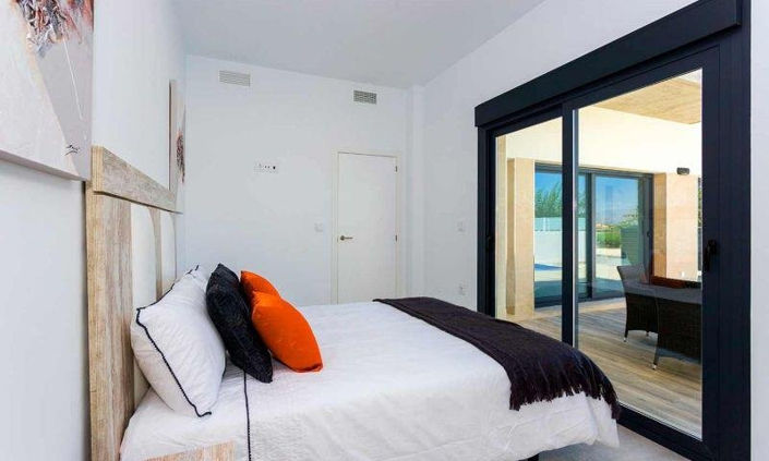 Image No.12-3 Bed Villa for sale