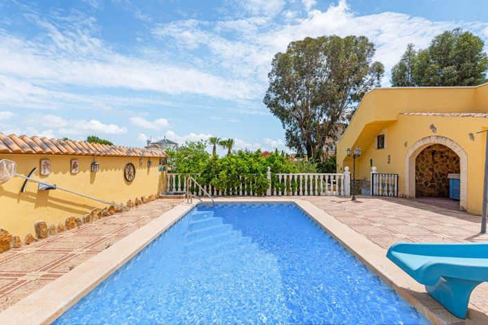 Image No.9-4 Bed Villa for sale