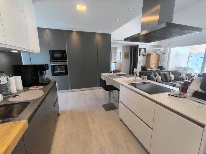 Image No.13-3 Bed Villa for sale